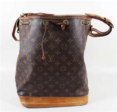 old lv bags use one piece of leather|louis vuitton shoulder bag leather.